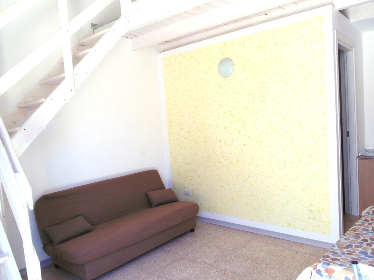 Raffaela Casa Vacanze Aradeo Ngoại thất bức ảnh