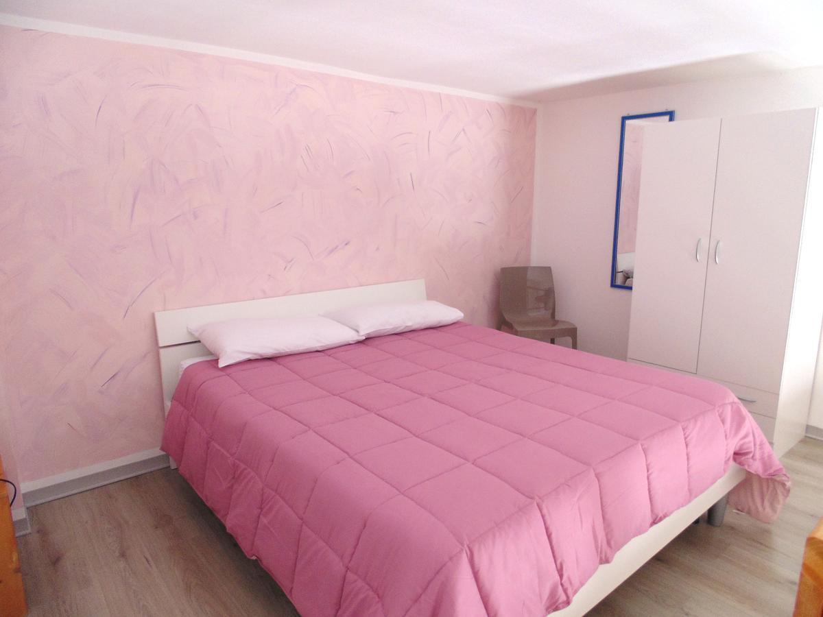 Raffaela Casa Vacanze Aradeo Ngoại thất bức ảnh