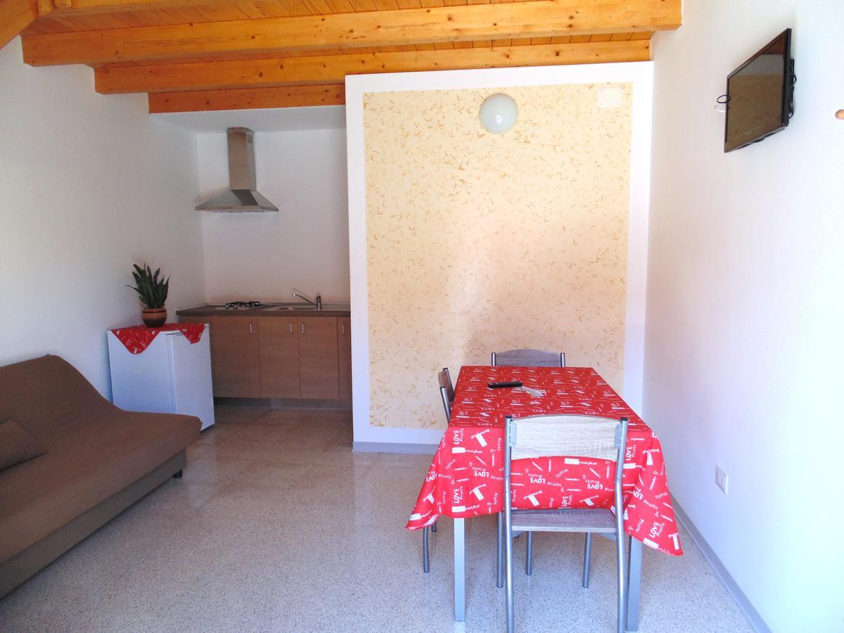 Raffaela Casa Vacanze Aradeo Ngoại thất bức ảnh