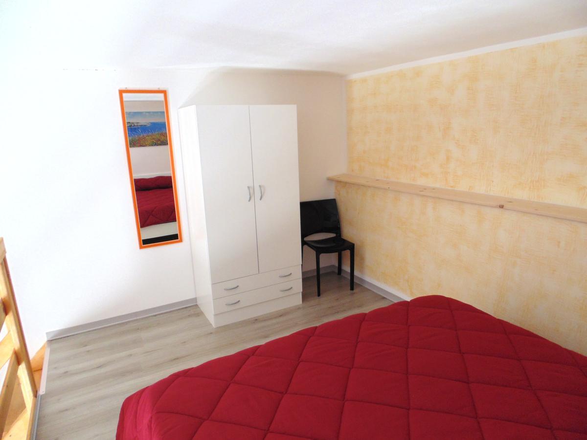 Raffaela Casa Vacanze Aradeo Ngoại thất bức ảnh